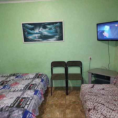 Министудия, В Которой Есть Абсолютно Всё Tsjernihiv Buitenkant foto